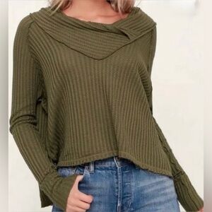 Free People We the Free Olive Green Cowl Neck Oversized waffle knit sweater.Sz S